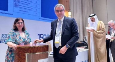 Talip Uzun’a Uluslararası Güven