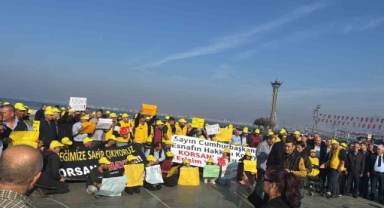 İzmir'de taksicilerden 'korsana hayır' konvoyuna başkandan şartlı destek