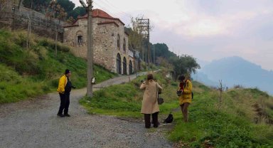 İzmirlİ fotoğrafçılar Manisa'ya hayran kaldı