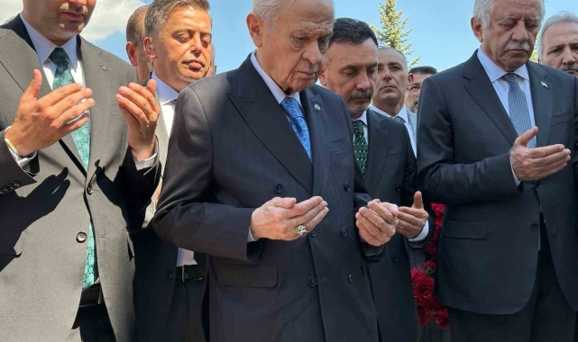 MHP Genel Başkanı Bahçeli, Ülkücü Şehitler Anıtı'nı ziyaret etti