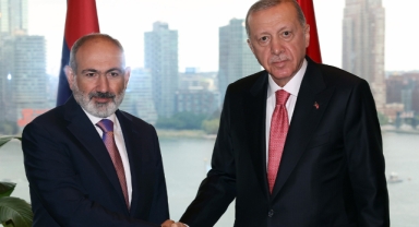 Cumhurbaşkanı Erdoğan, Ermenistan Başbakanı Paşinyan ile telefonda görüştü