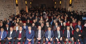 AK Parti’li Güvenç Manisa’da yeni anayasayı anlattı