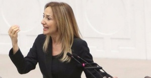 Aylin Nazlıaka kelepçe eylemini neden yaptığını açıkladı
