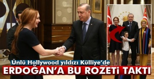 Cumhurbaşkanı Erdoğan, ABD’li ünlü oyuncu Lindsay Lohan’ı kabul etti