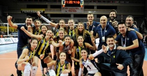 Fenerbahçe finalde