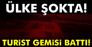 Malezya’da turist gemisi battı