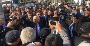 Başbakan Yıldırım'a Adana'da sevgi seli