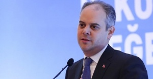 Bakan Kılıç: '7 seçim kaybetti, halen aynı koltukta oturuyor'