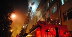 Beyoğlu'nda facia! 3 çocuk yanarak öldü