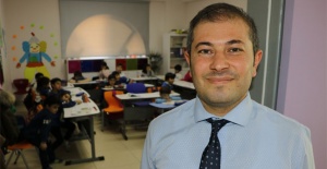 ABD’li fenomen öğretmene Türk rakip