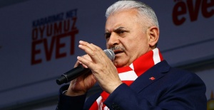 Başbakan Yıldırım sanatçılarla buluştu