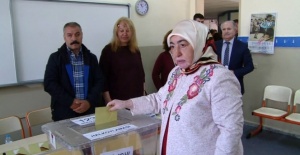 Başbakan’ın eşi oyunu Ankara’da kullandı