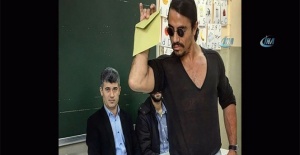 Nusret oy kullanırken meşhur hareketini yaptı
