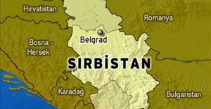 Sırbistan'da askeri uçak düştü
