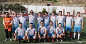 Bayraklı’da futbol turnuvası başladı