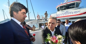 İzmir-Foça gemi seferleri başladı