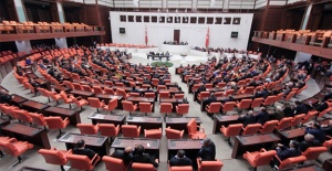 Manisa’daki zehirlenme vakaları Meclis gündeminde