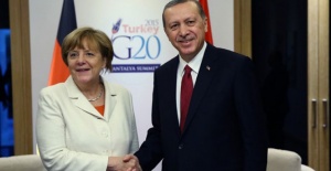 Cumhurbaşkanı Erdoğan, Angela Merkel ile görüştü