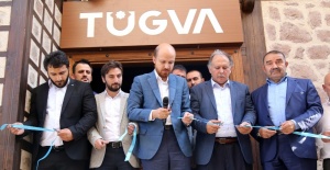 Bilal Erdoğan, TÜGVA Artvin Şubesinin açılışını yaptı