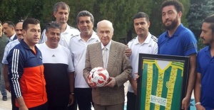 MHP Lideri Bahçeli’den Osmaniyespor’a ziyaret