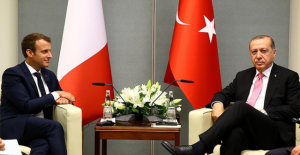 Cumhurbaşkanlığı hesabından Macron'a ince mesaj