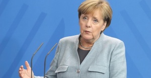 Merkel'den koalisyon krizi açıklaması