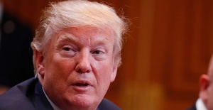 Trump, Putin'le telefonda görüştü