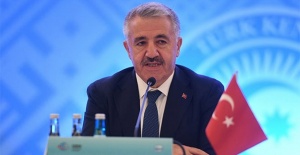 Bakan Arslan’dan hızlı tren müjdesi