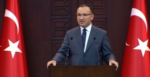Bozdağ: Cumhurbaşkanı'na hakaret Ceza kanunumuzda suç