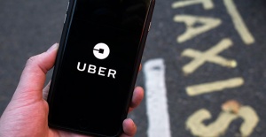 UBER, sürücüsüz araba testlerini durdurdu