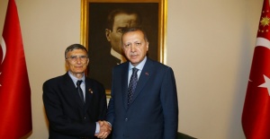 Havalimanında sürpriz buluşma!
