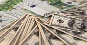 Merkez kararı doları düşürdü