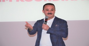 Başkan Şengül’den İzmir Marşı’na destek