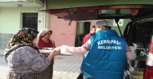 Kemalpaşa’da iftar yemekleri belediyeden