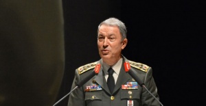 Orgeneral Akar: 'FETÖ'cü teröristler içimizden temizlendikçe güçleniyoruz'