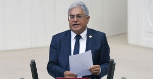 CHP'li milletvekili dördüncü denemede yemin edebildi