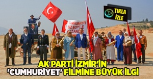 AK Parti İzmir'in 'Cumhuriyet' filmine büyük ilgi