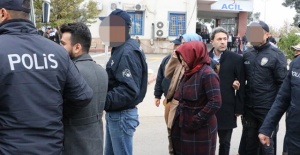 İzmir'de FETÖ soruşturması: 13 şüpheliye gözaltı kararı