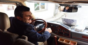 Şoför koltuğuna geçen başkan vatandaşın sorunlarını dinledi