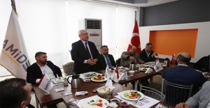 Başkan Selvitopu KAMİDER üyeleriyle kahvaltıda buluştu