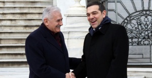Binali Yıldırım, Çipras ile bir araya geldi