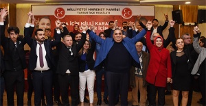 İYİ Parti'den 297 kişi MHP'ye geçti