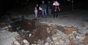 İzmir'de heyelan paniği