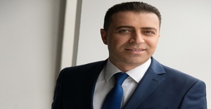 Afiş yırtanlar belediye çalışanı çıktı