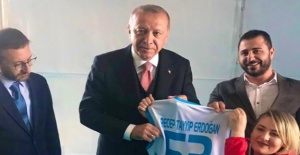 Cumhurbaşkanı Erdoğan, milli sporcu ile görüştü