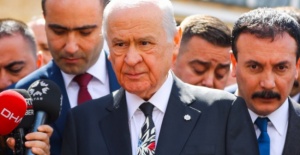 Devlet Bahçeli, sandık sonuçlarını parti genel merkezinde takip ediyor