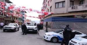 İzmir'de CHP'nin seçim ofisine silahlı saldırı