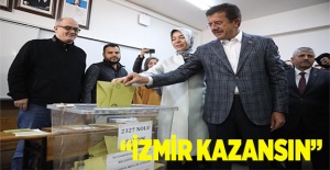 Nihat Zeybekci oyunu Bornova’da kullandı