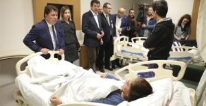 Zeybekci'den Down sendromlulara geçmiş olsun ziyareti