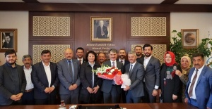 AK Parti ve MHP İlçe Teşkilatından Başkan Yılmaz’a hayırlı olsun ziyareti